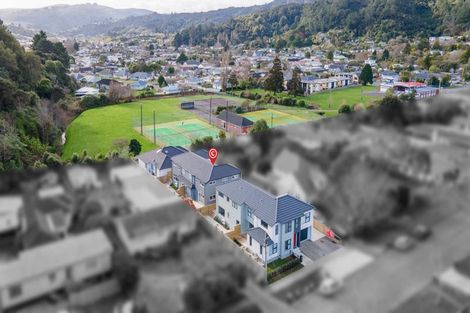 Photo of property in 20c Korau Grove, Stokes Valley, Lower Hutt, 5019