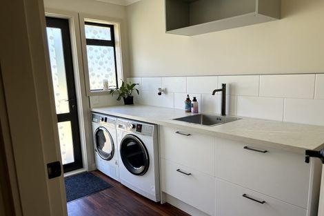 Photo of property in 9 Orakei Place, Welcome Bay, Tauranga, 3112