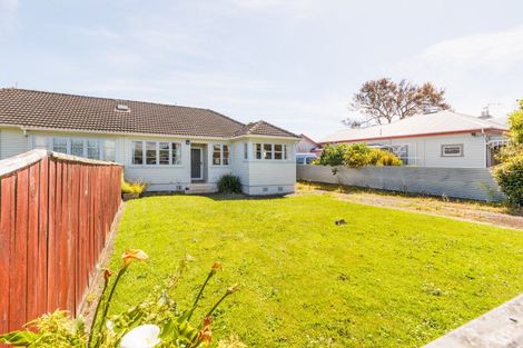 Photo of property in 16 Millar Street, Terrace End, Palmerston North, 4410