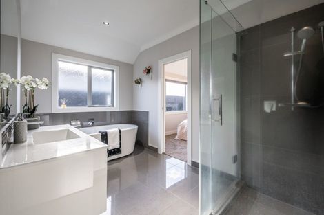 Photo of property in 160 Cumberland Drive, Flagstaff, Hamilton, 3210