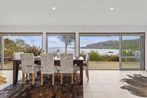 Photo of property in 26 Whakamoenga Point, Acacia Bay, Taupo, 3385