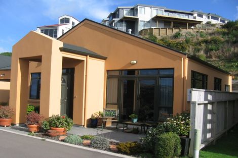 Photo of property in 35b Waverton Terrace, Churton Park, Wellington, 6037