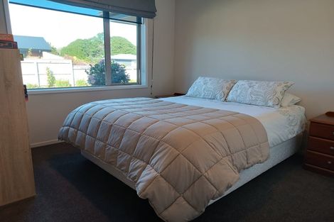 Photo of property in 3a Pipitea Place, Whalers Gate, New Plymouth, 4310