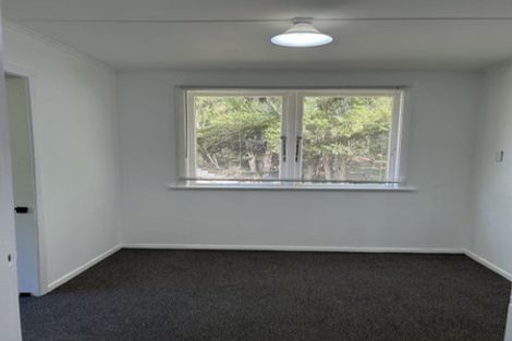 Photo of property in 9 Berkshire Grove, Cannons Creek, Porirua, 5024