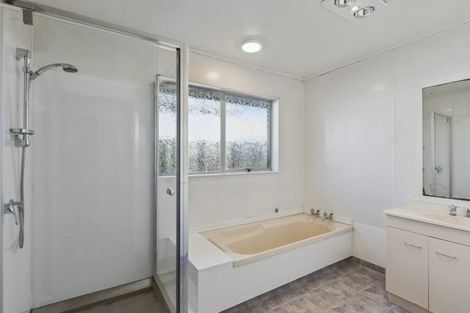 Photo of property in 28 Kapiti Road, Paraparaumu, 5032