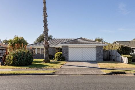 Photo of property in 50 Pacific View Road, Papamoa Beach, Papamoa, 3118