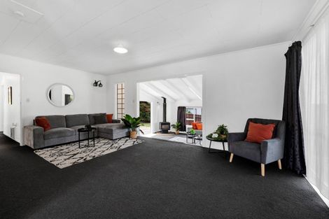 Photo of property in 168 Omata Road, Blagdon, New Plymouth, 4310