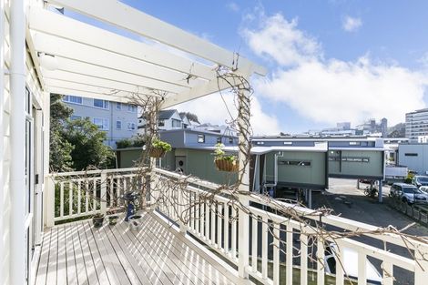 Photo of property in Colombo St Apartments, 13/10 Colombo Street, Newtown, Wellington, 6021