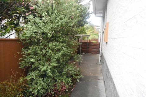 Photo of property in 44a Saint Ronans Avenue, Waterloo, Lower Hutt, 5011