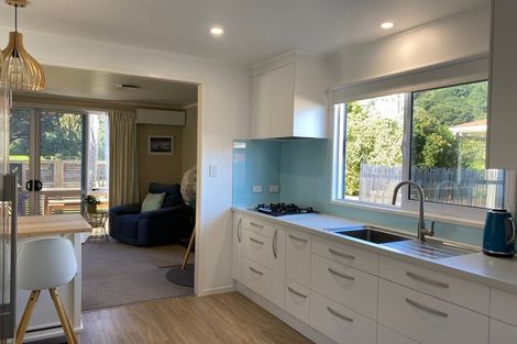 Photo of property in 33 West Crescent, Te Puru, Thames, 3575