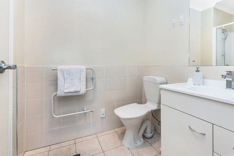 Photo of property in 12 Derg Place, East Tamaki, Auckland, 2013