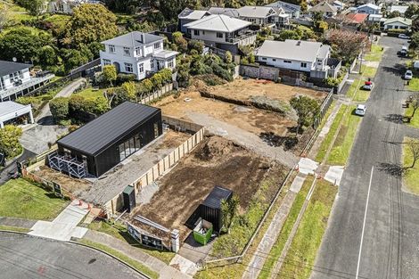 Photo of property in 16 Dartmoor Avenue, Westown, New Plymouth, 4310