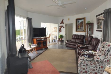 Photo of property in 30 High Street, Kakanui, Oamaru, 9495