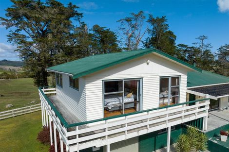 Photo of property in 1 Domain Road, Kawakawa, 0210