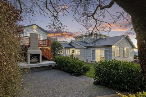 Photo of property in 87 Saint Andrews Hill Road, Mount Pleasant, Christchurch, 8081