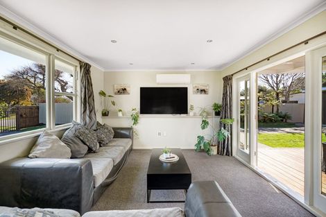 Photo of property in 6 Williams Street, Marewa, Napier, 4110