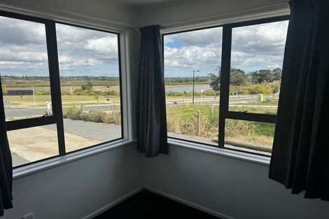 Photo of property in 277 Park Estate Road, Rosehill, Papakura, 2113