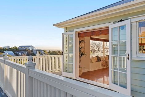 Photo of property in 77 Valley Road, Cashmere, Christchurch, 8022