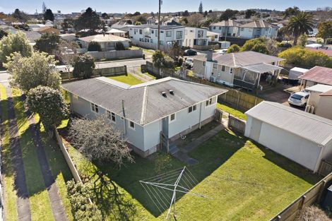 Photo of property in 17 Clark Street, Manurewa, Auckland, 2102
