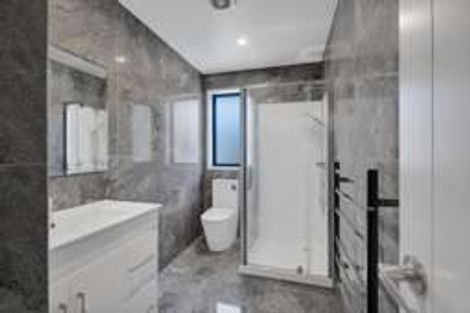Photo of property in 8a Frederick Place, Whalers Gate, New Plymouth, 4310