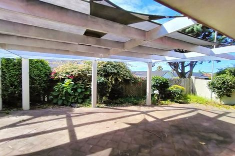 Photo of property in 20 Carriage Close, Northpark, Auckland, 2013