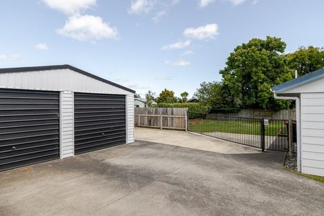 Photo of property in 30 Peppertree Glade, Kelvin Grove, Palmerston North, 4414