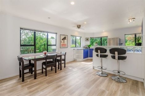 Photo of property in 4 Forest Road, Raumati South, Paraparaumu, 5032