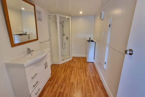 Photo of property in 55a Totara Road, Te Atatu Peninsula, Auckland, 0610