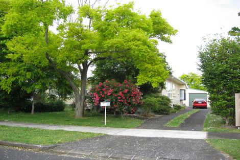 Photo of property in 2 Paterson Avenue, Pukekohe, 2120