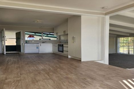 Photo of property in 1 Margan Place, Red Hill, Papakura, 2110
