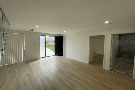 Photo of property in 5 Merton Avenue, Glenfield, Auckland, 0627
