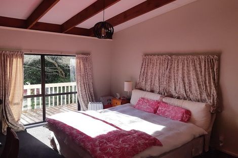 Photo of property in 2/20 Waverley Avenue, Glenfield, Auckland, 0629