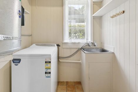 Photo of property in 16 Athens Street, Miramar, Wellington, 6022