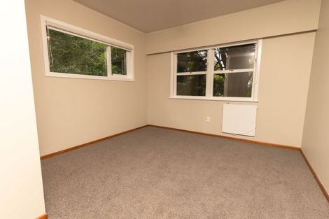 Photo of property in 8 Swanson Road, Henderson, Auckland, 0610