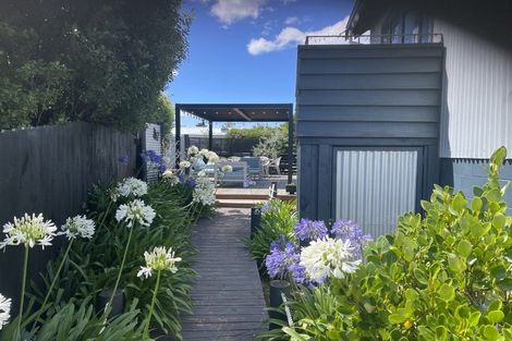 Photo of property in 16 Beach Crescent, Waikuku Beach, 7473