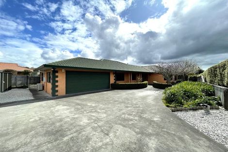 Photo of property in 13 Kingsgate Row, Havelock North, 4130