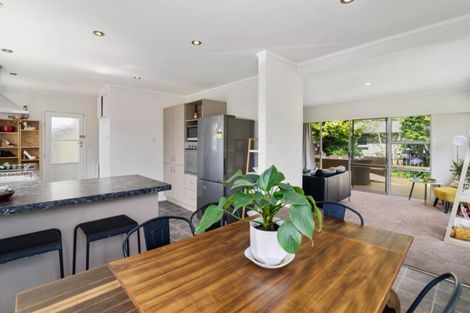 Photo of property in 26 Bay Grove, Pukehangi, Rotorua, 3015