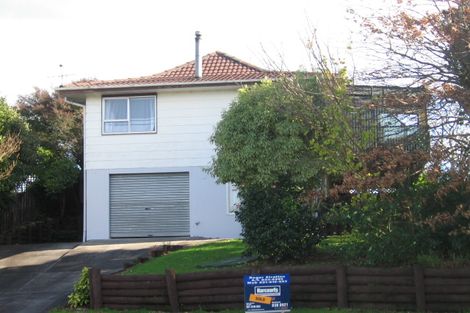 Photo of property in 11 Albemarle Place, Massey, Auckland, 0614