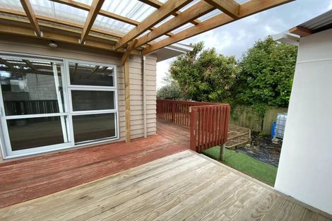 Photo of property in 30 Mander Place, Bucklands Beach, Auckland, 2012