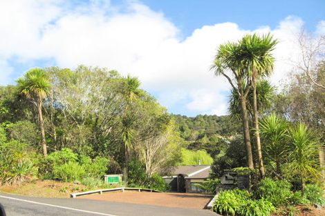 Photo of property in 717 Huia Road, Parau, Auckland, 0604