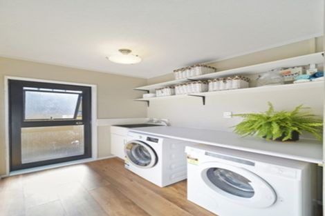 Photo of property in 1/32 Greenhill Crescent, Pakuranga, Auckland, 2010