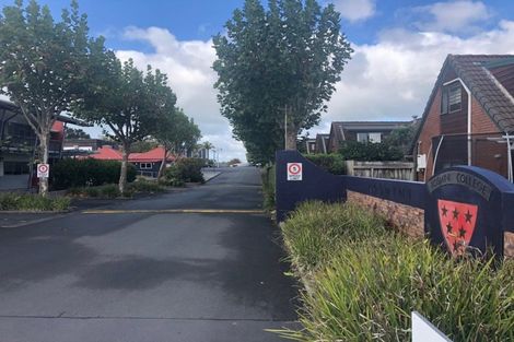 Photo of property in 4/15 Dominion Street, Takapuna, Auckland, 0622