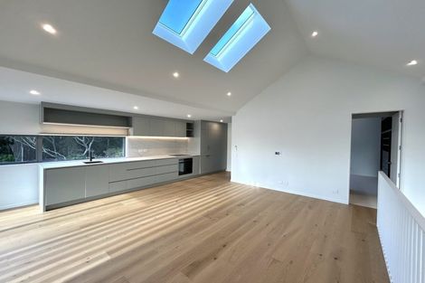 Photo of property in 93a Verran Road, Birkenhead, Auckland, 0626