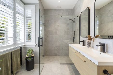 Photo of property in 11 Chester Avenue, Westmere, Auckland, 1022