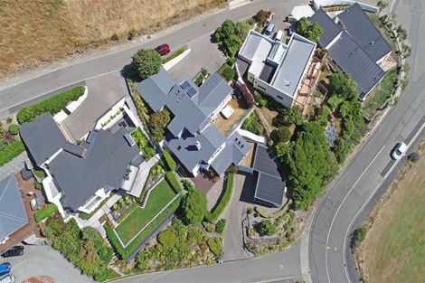 Photo of property in 2 Challenger Lane, Redcliffs, Christchurch, 8081