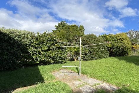 Photo of property in 23 Ennis Avenue, Pakuranga Heights, Auckland, 2010