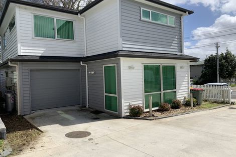 Photo of property in 4a Sherwood Avenue, Te Atatu South, Auckland, 0610