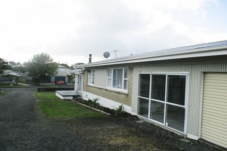 Photo of property in 16 Churchill Street, Pukekohe, 2120