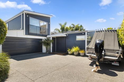 Photo of property in 617 Grenada Street, Papamoa Beach, Papamoa, 3118