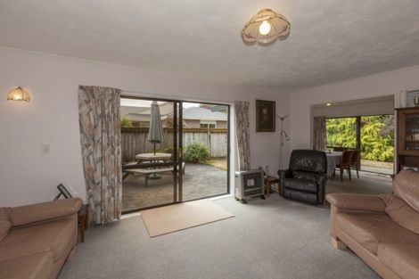 Photo of property in 44 Cedar Drive, Paraparaumu Beach, Paraparaumu, 5032